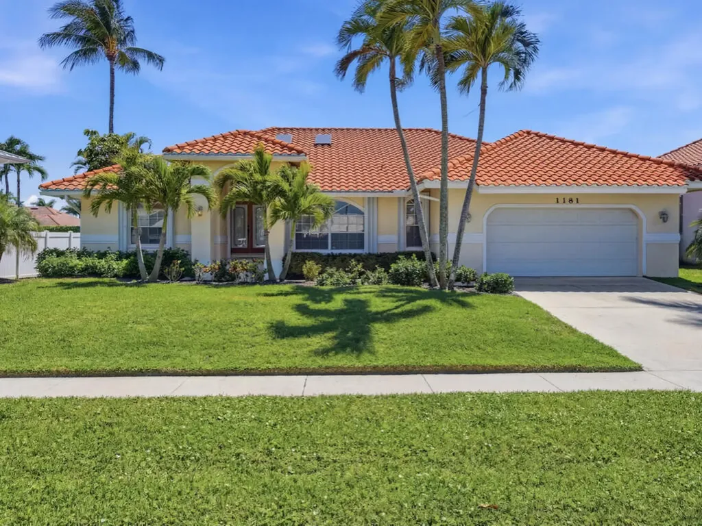 1181 Bond Court Marco Island FL 34145