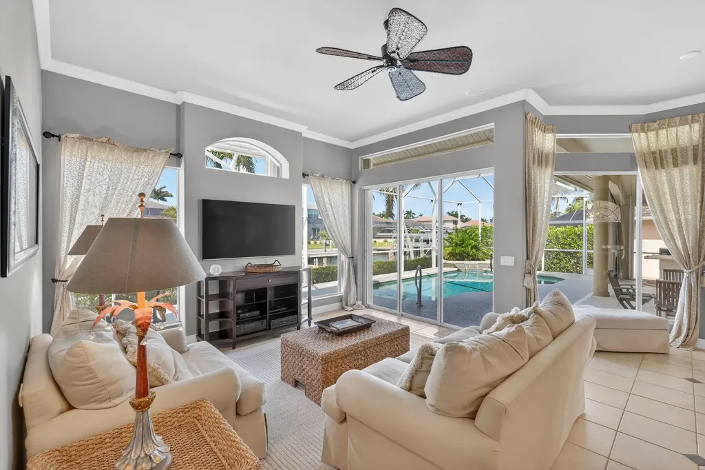 400 Waterleaf Court Marco Island FL 34145