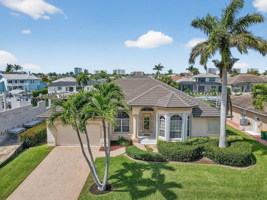 400 Waterleaf Court Marco Island FL 34145