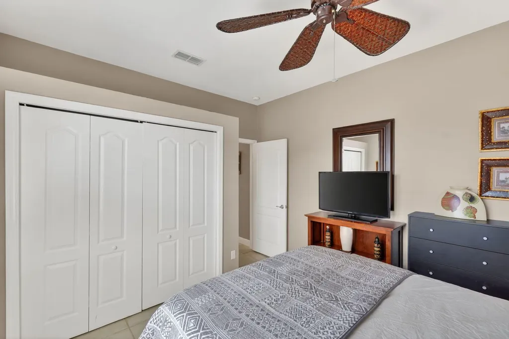 400 Waterleaf Court Marco Island FL 34145