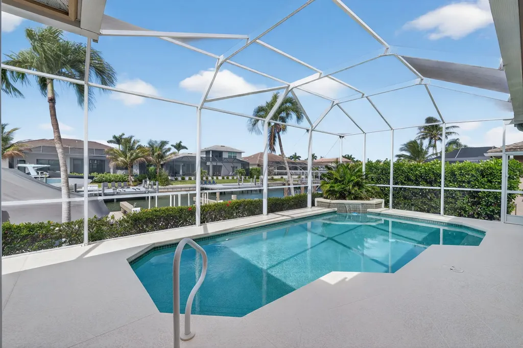 400 Waterleaf Court Marco Island FL 34145