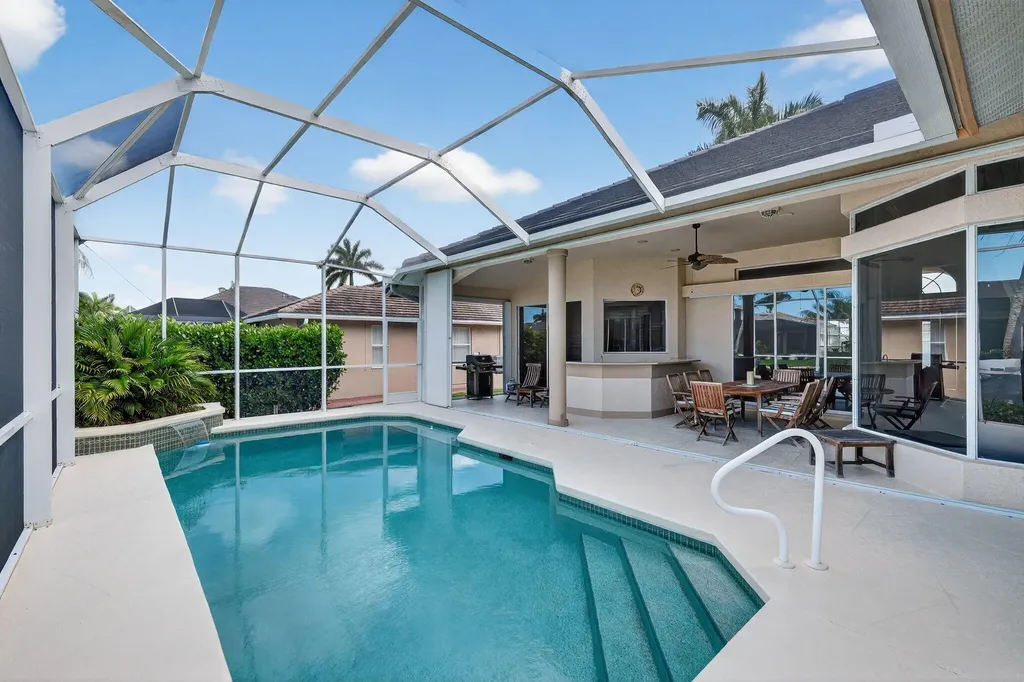 400 Waterleaf Court Marco Island FL 34145