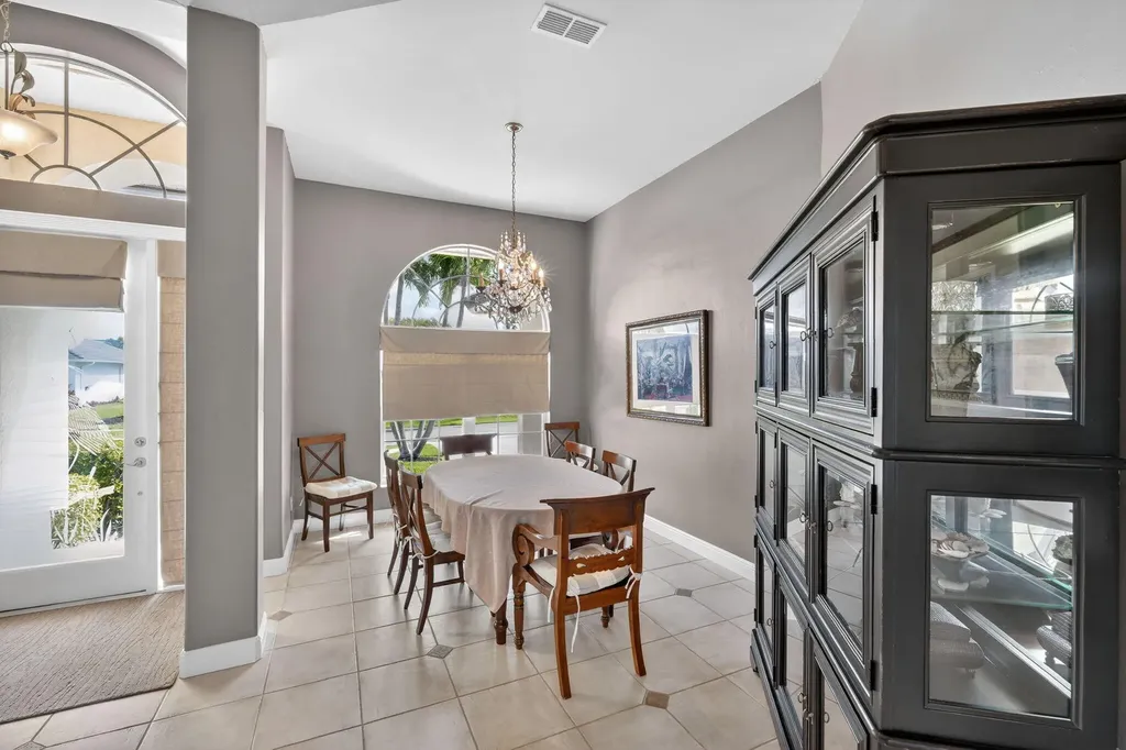 400 Waterleaf Court Marco Island FL 34145