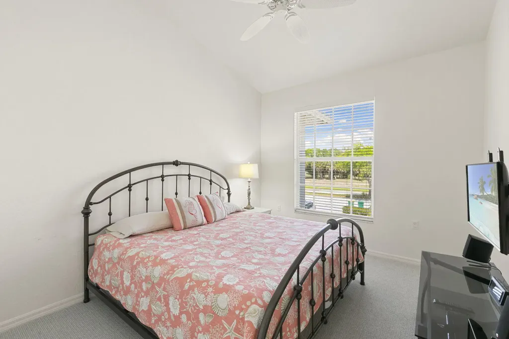 285 Cays Drive Naples FL 34114