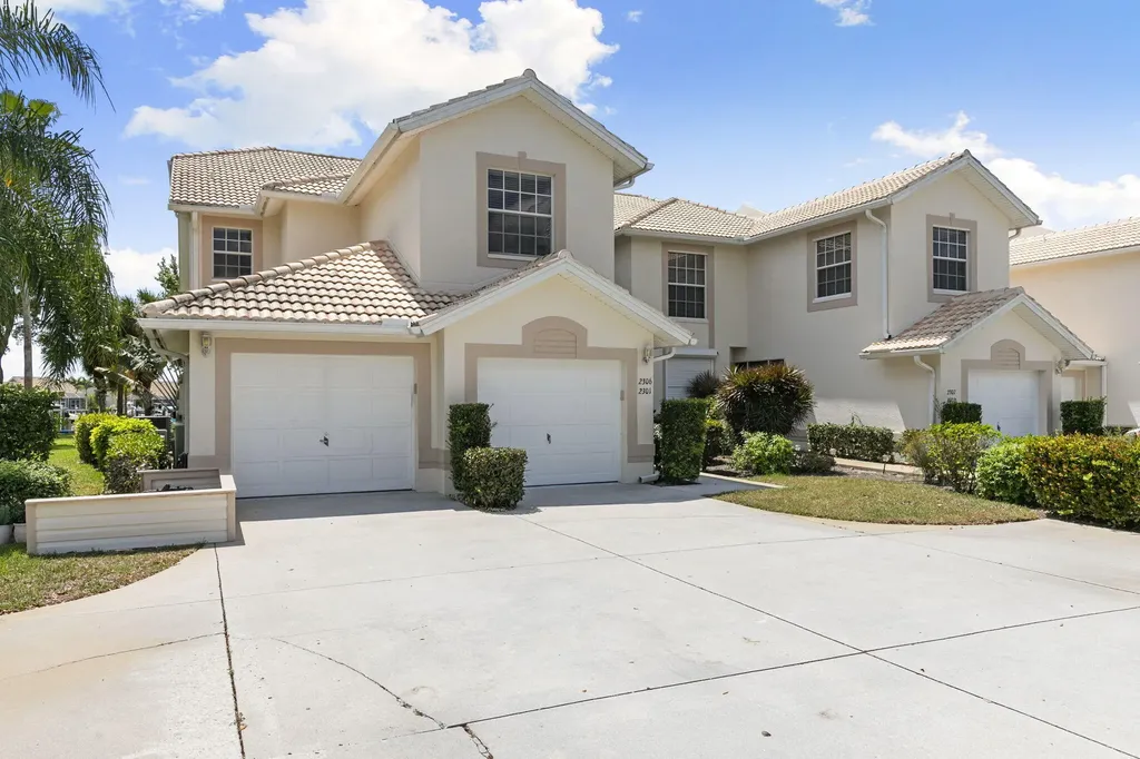 285 Cays Drive Naples FL 34114