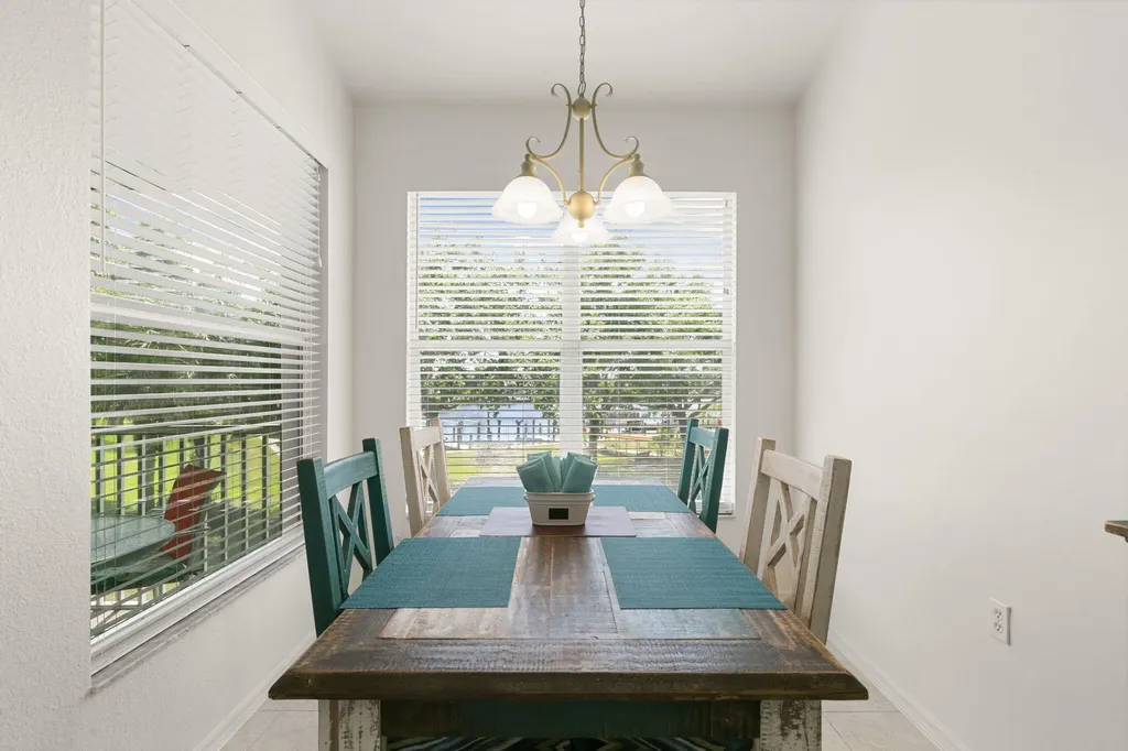 285 Cays Drive Naples FL 34114