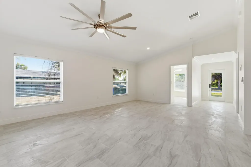 2141 Davis Street Fort Myers FL 33916