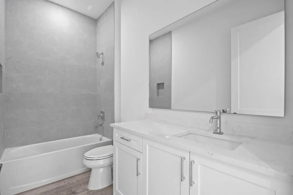 82 Tahiti Road Marco Island FL 34145