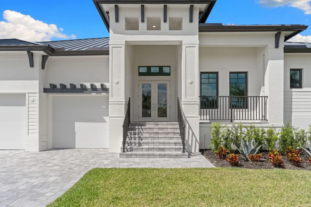 82 Tahiti Road Marco Island FL 34145