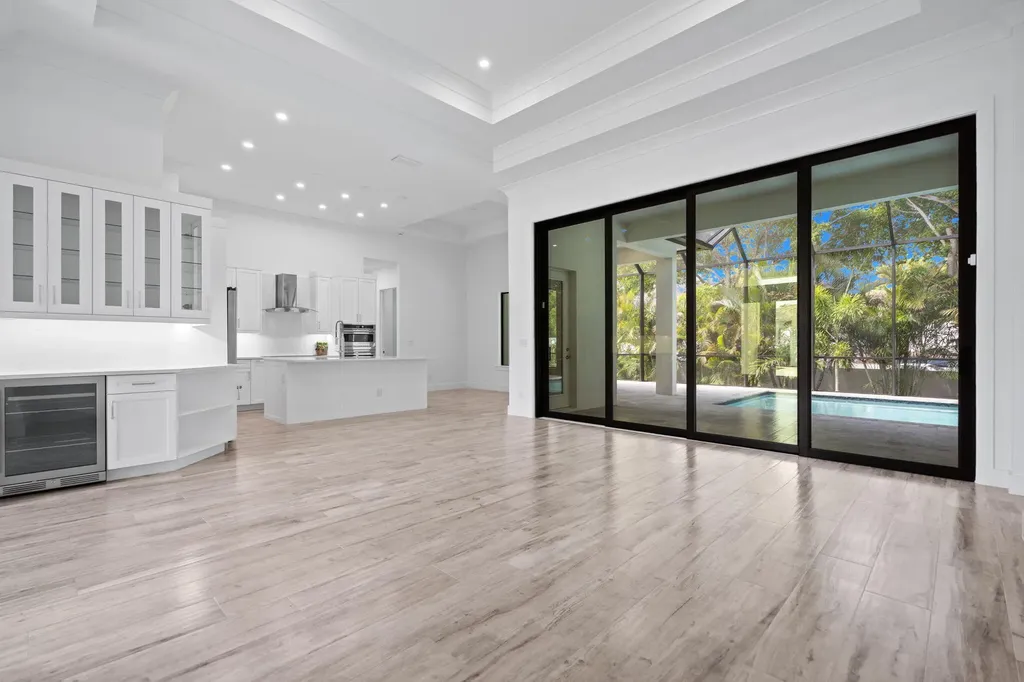 82 Tahiti Road Marco Island FL 34145