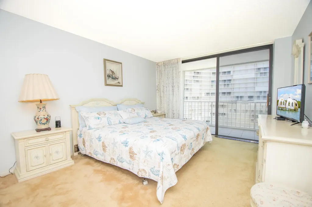 320 Seaview Court Marco Island FL 34145