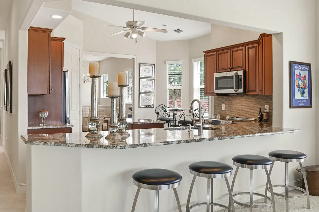 8605 Champions Point Naples FL 34113