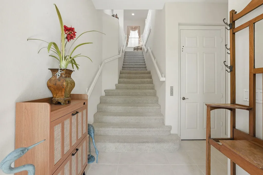 8605 Champions Point Naples FL 34113