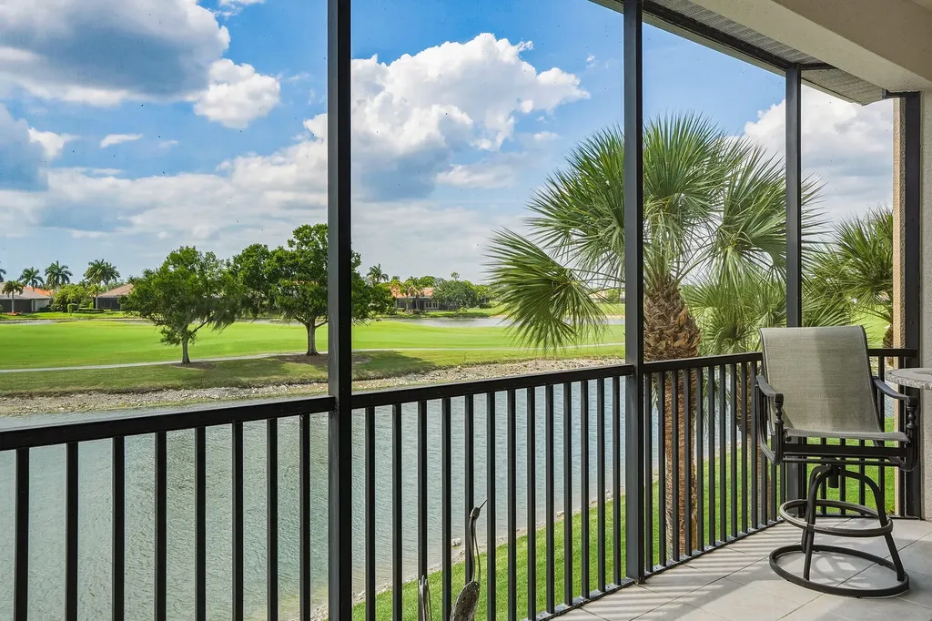 8605 Champions Point Naples FL 34113