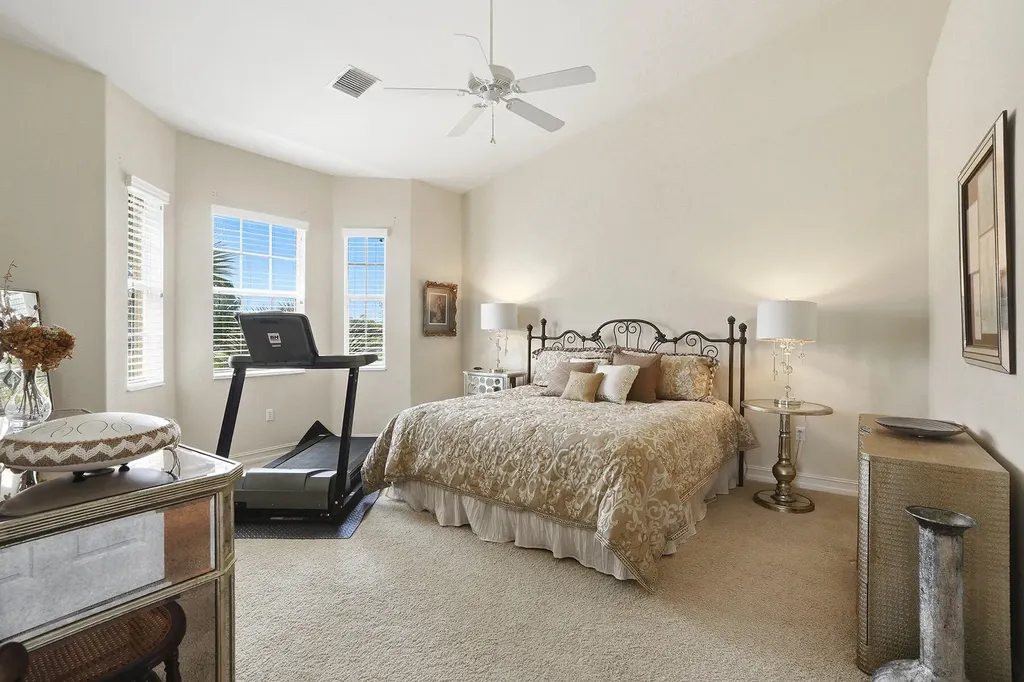 8605 Champions Point Naples FL 34113