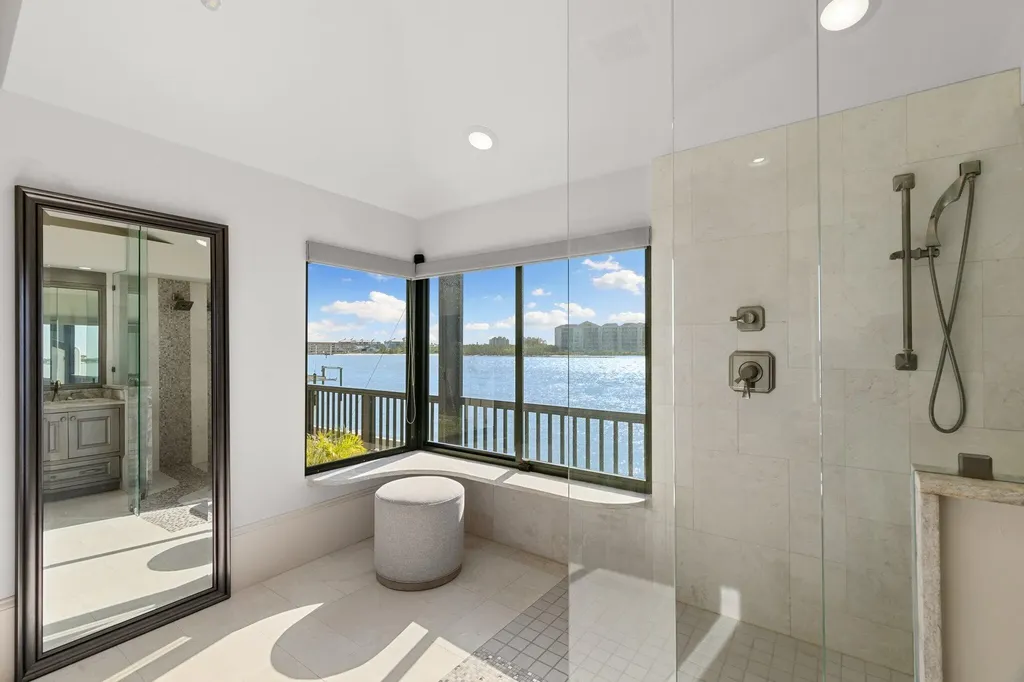 406 La Peninsula Boulevard Naples FL 34113