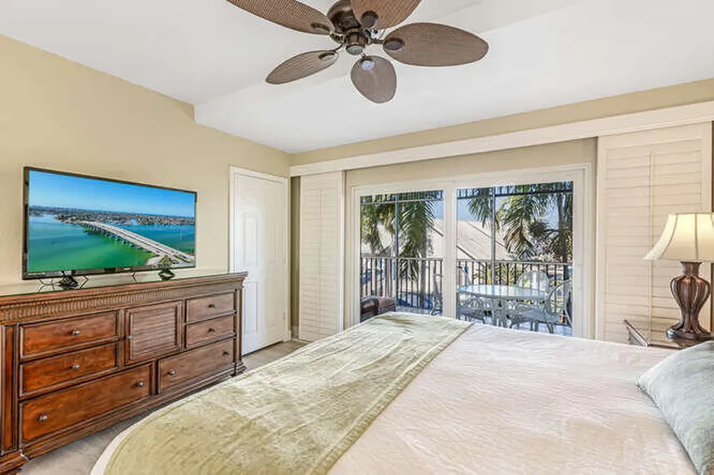 160 Palm Street Marco Island FL 34145