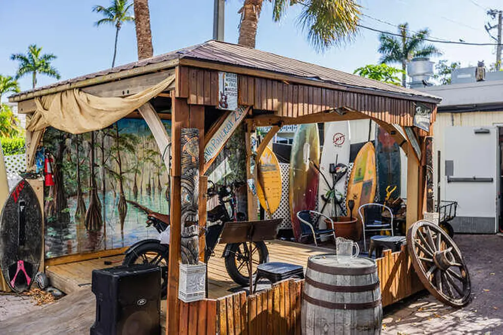 160 Palm Street Marco Island FL 34145