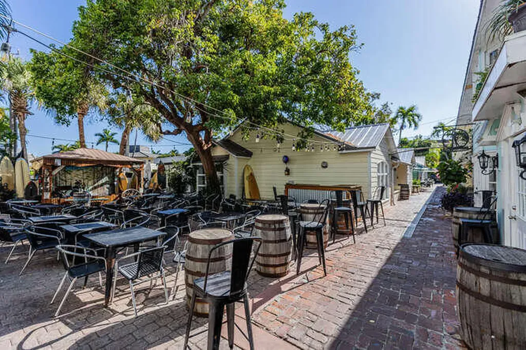 160 Palm Street Marco Island FL 34145