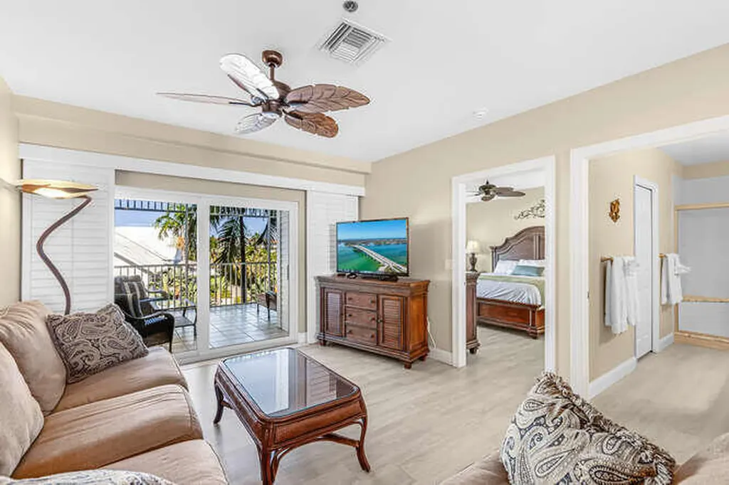 160 Palm Street Marco Island FL 34145