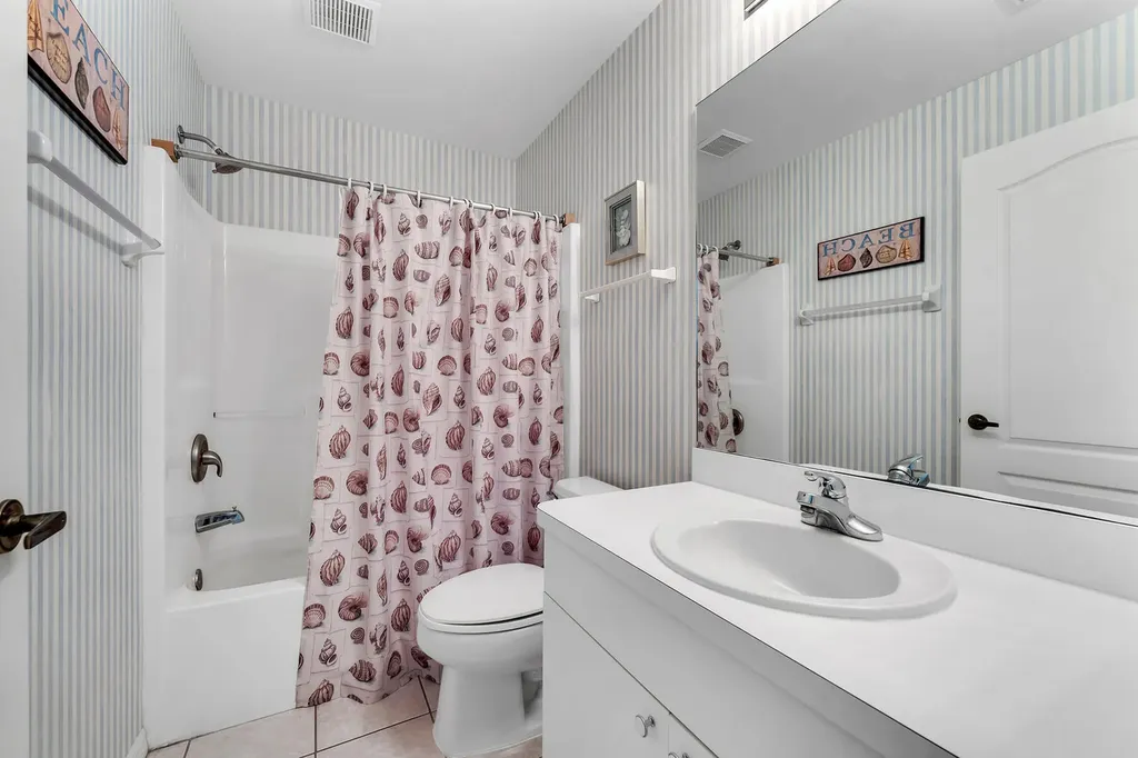 1366 Mainsail Drive Naples FL 34114