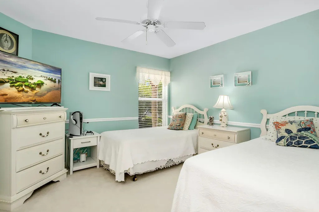 1366 Mainsail Drive Naples FL 34114