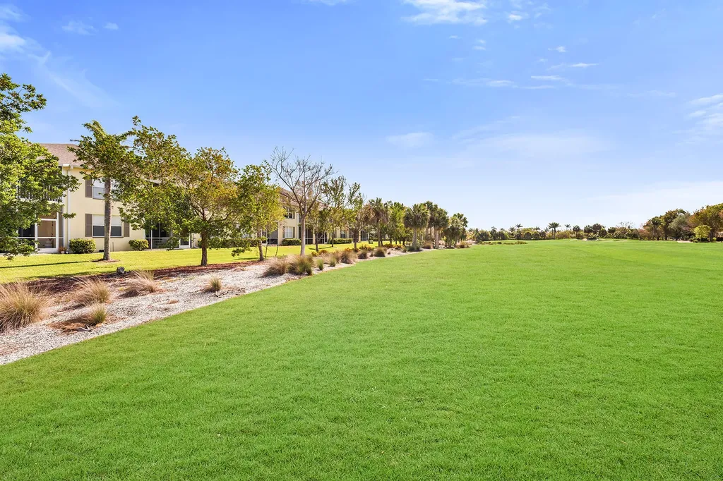 1366 Mainsail Drive Naples FL 34114