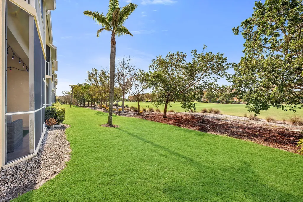 1366 Mainsail Drive Naples FL 34114