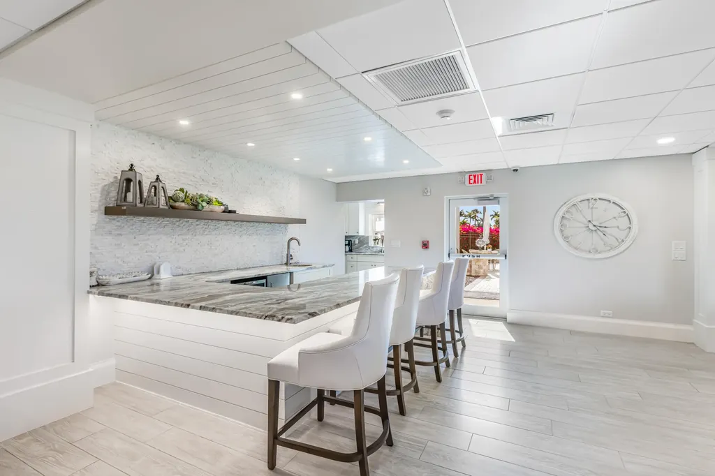 240 Seaview Marco Island FL 34145