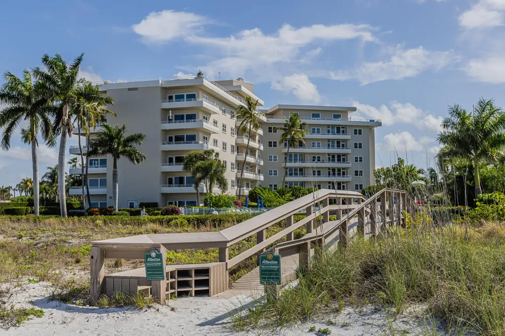 240 Seaview Marco Island FL 34145