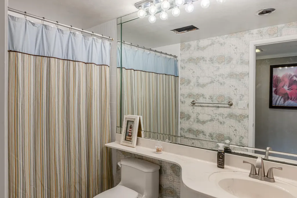 240 Seaview Marco Island FL 34145