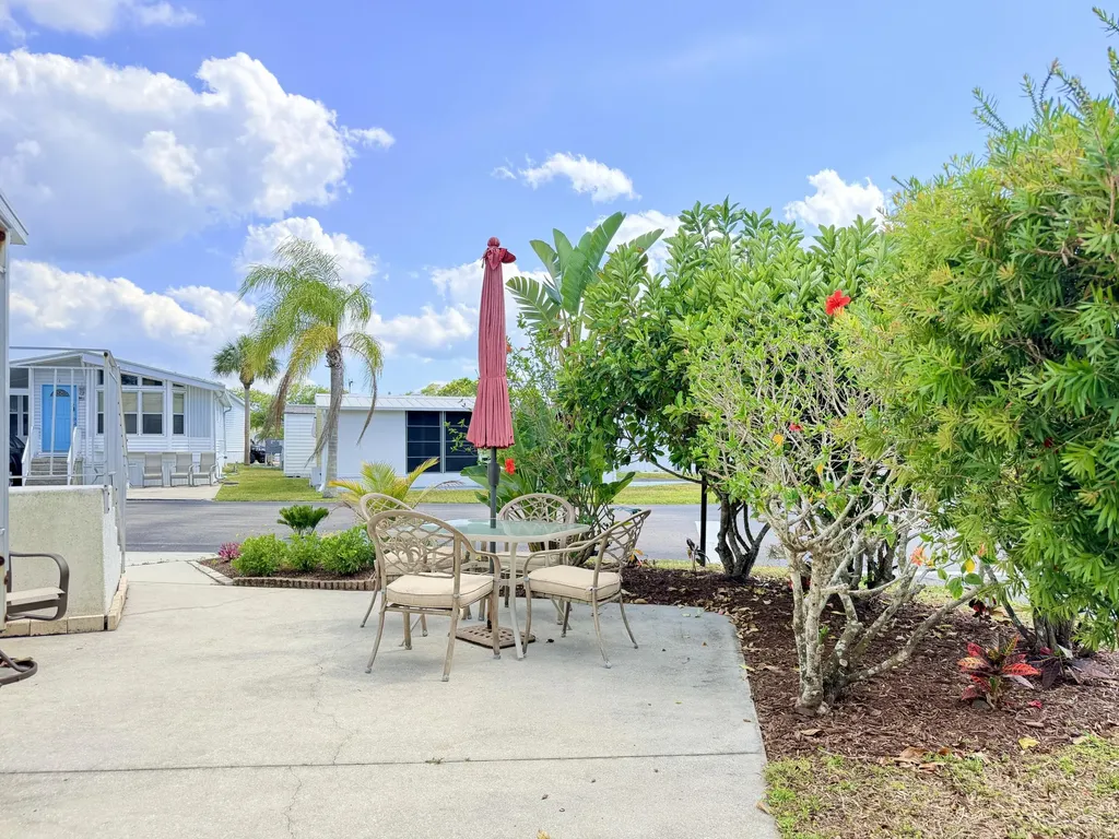 2 Jade Drive Naples FL 34114