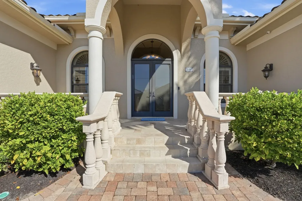 1194 Whiteheart Court Marco Island FL 34145