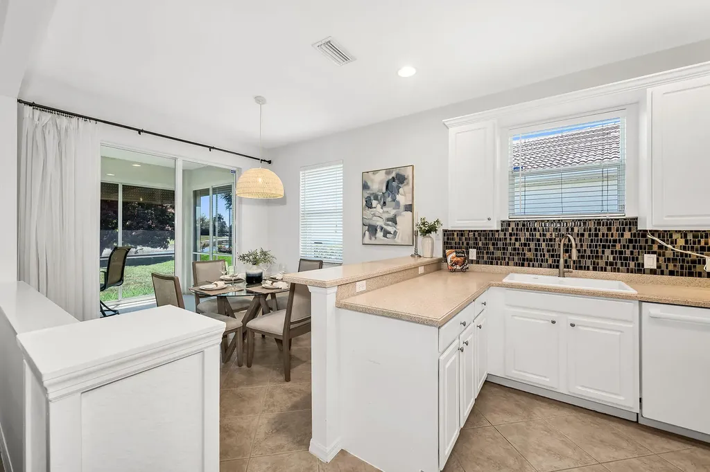 14088 Mirror Court Naples FL 34114