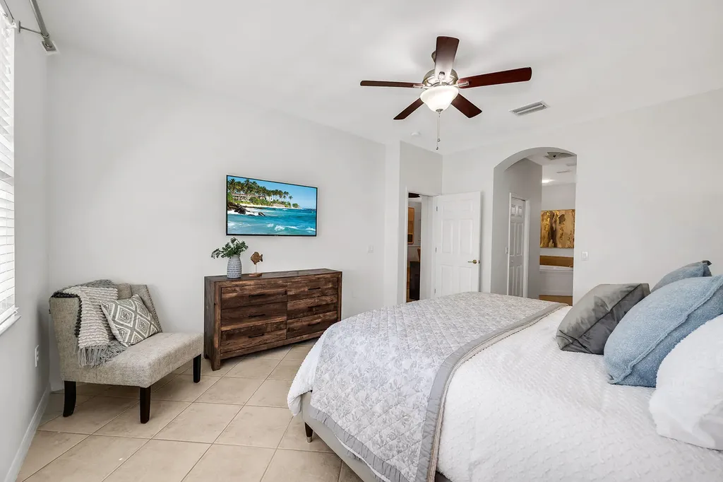 14088 Mirror Court Naples FL 34114