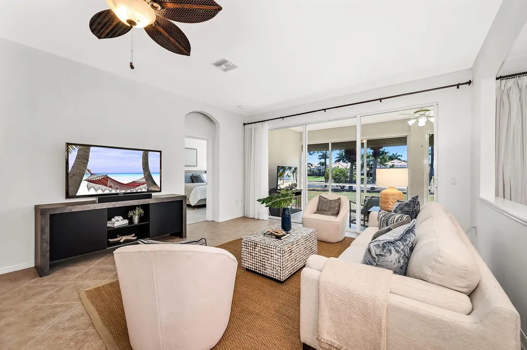 14088 Mirror Court Naples FL 34114