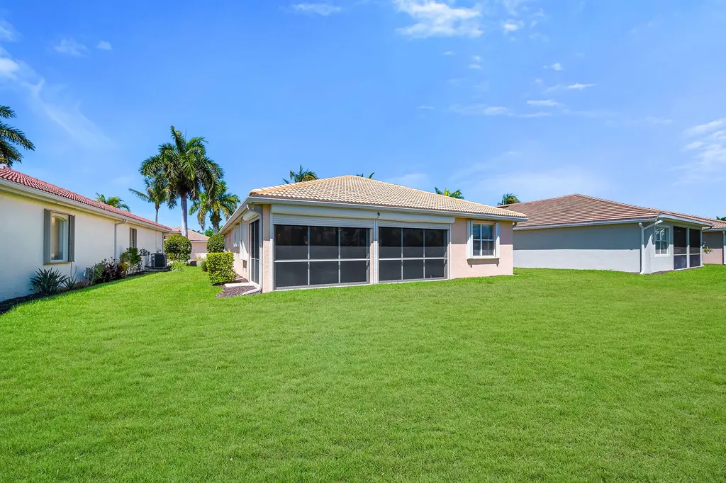 14088 Mirror Court Naples FL 34114