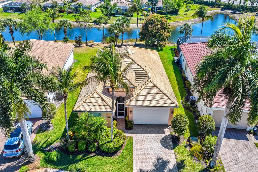 14088 Mirror Court Naples FL 34114