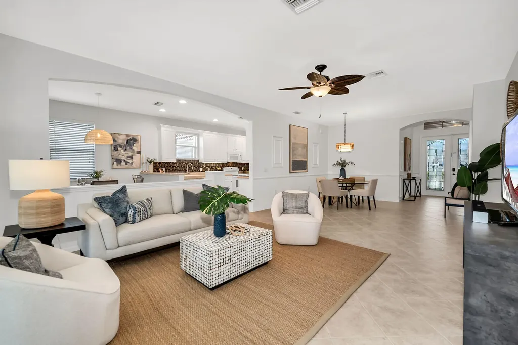 14088 Mirror Court Naples FL 34114