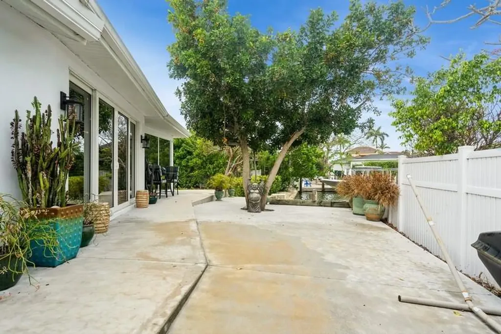 1658 Windmill Avenue Marco Island FL 34145