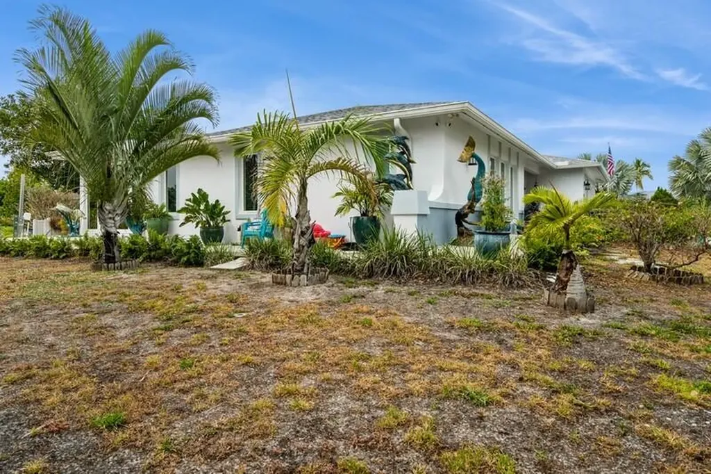 1658 Windmill Avenue Marco Island FL 34145