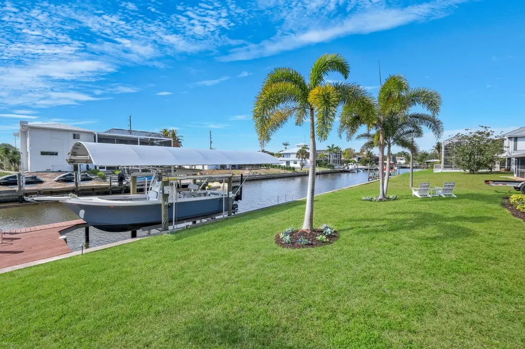 4741 Pembrooke Lane Bonita Springs FL 34134