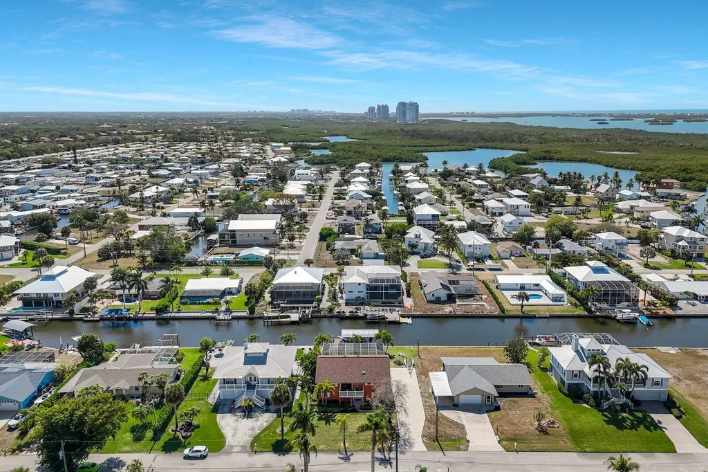 4741 Pembrooke Lane Bonita Springs FL 34134