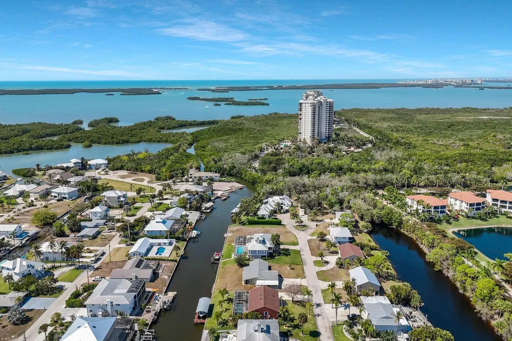 4741 Pembrooke Lane Bonita Springs FL 34134