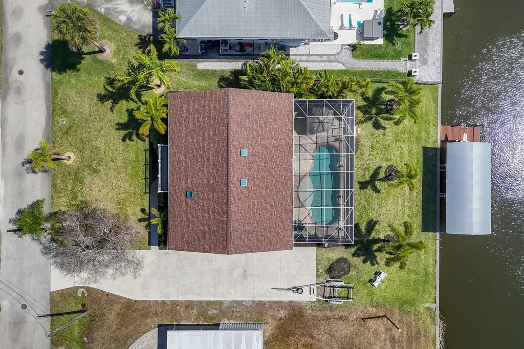 4741 Pembrooke Lane Bonita Springs FL 34134