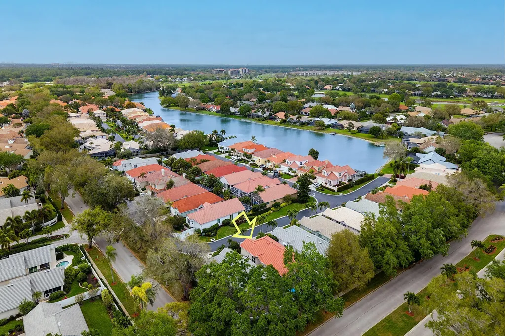 128 Livermore Lane Naples FL 34119