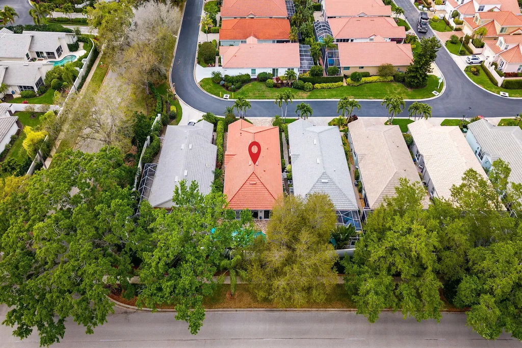 128 Livermore Lane Naples FL 34119