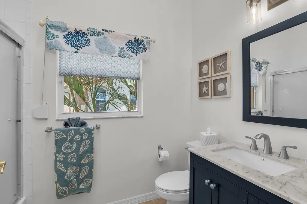 194 Newport Drive Naples FL 34114