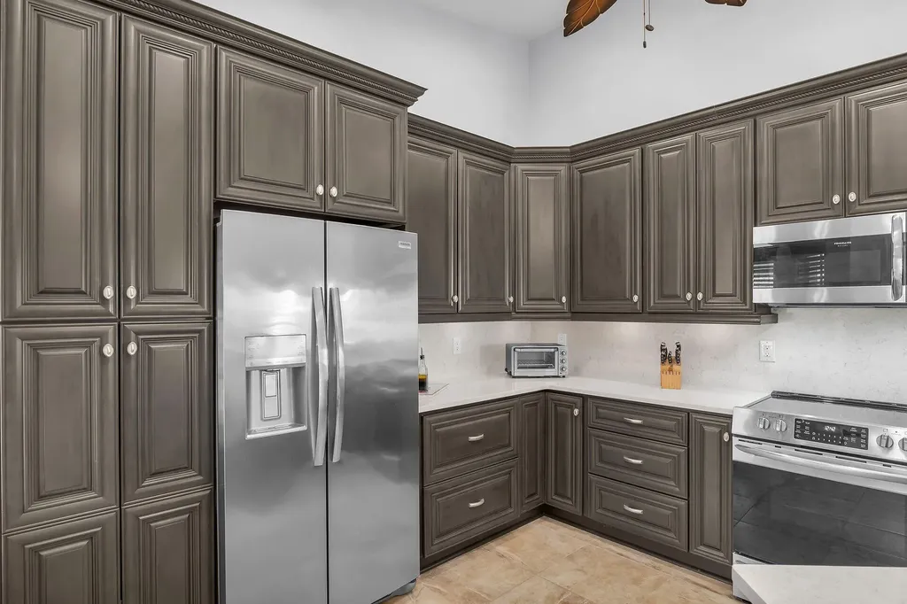 194 Newport Drive Naples FL 34114