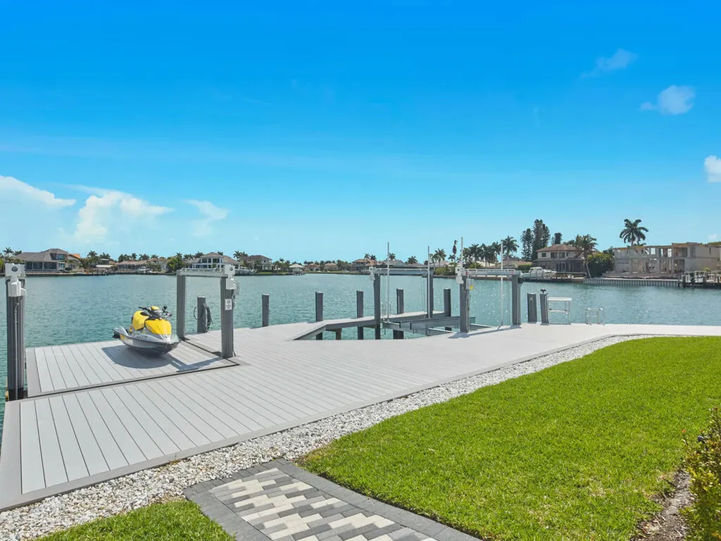 999 Spruce Court Marco Island FL 34145